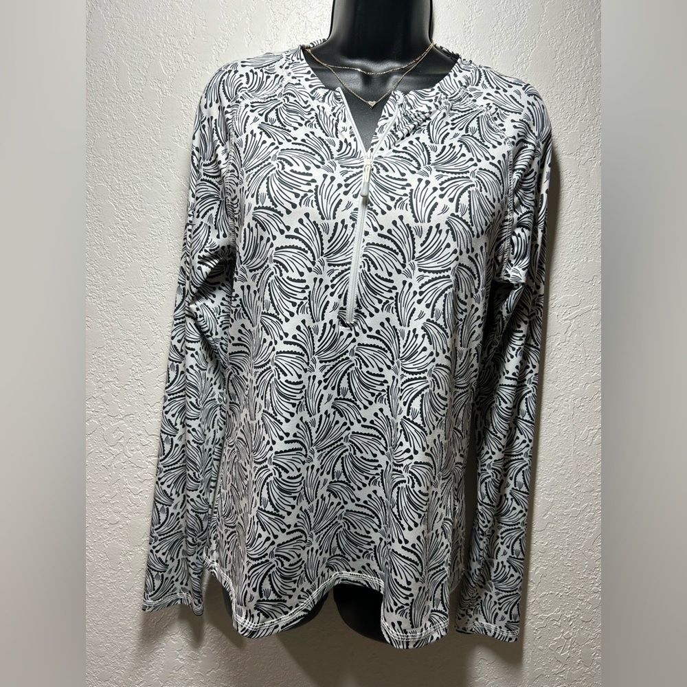 Callaway Black and White Patterned Zip-Up Top